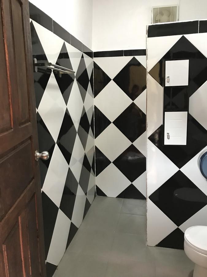 Riverview Bungalows & Gh Muang Ngoi Экстерьер фото