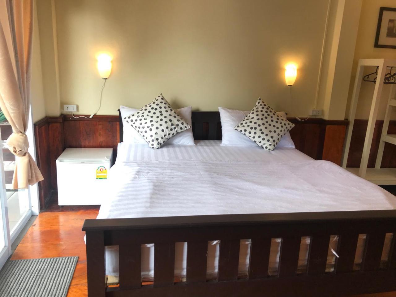 Riverview Bungalows & Gh Muang Ngoi Экстерьер фото